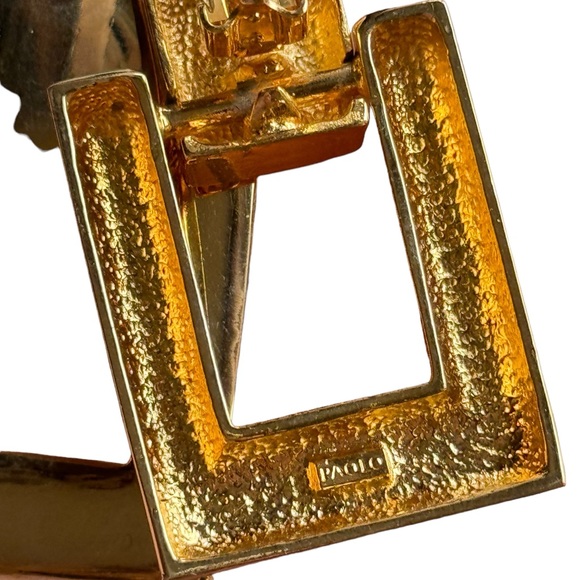 Vintage Paulo Italy Gucci Gold finish runway geometric square clip on earrings - Picture 3 of 3